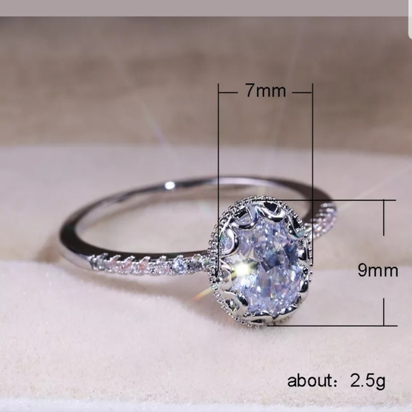 Nice new stamped S925 sterling silver halo ring - Picture 2 of 2